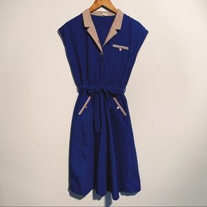 Vintage Collared Blue Cotton Dress with Pockets.